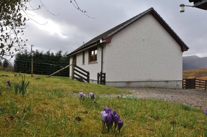 Exterior of Glencaig Self catering cottage